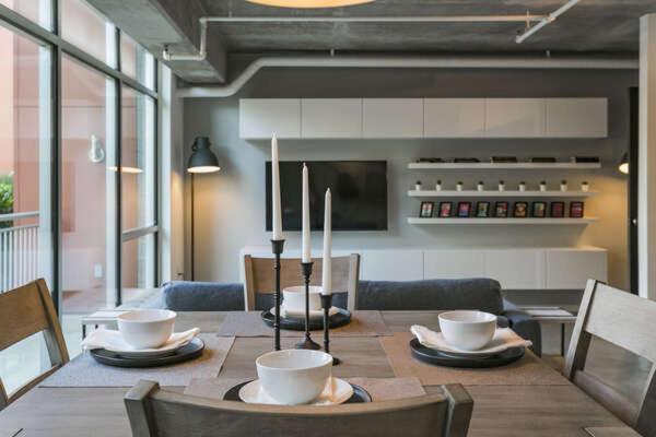 Luxe + Modern Johnny Cash Inspired Executive Condo Νάσβιλ Εξωτερικό φωτογραφία